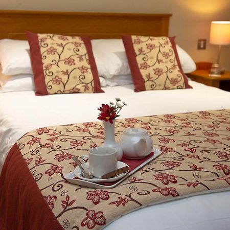 Peacockes Hotel Maam Cross Buitenkant foto